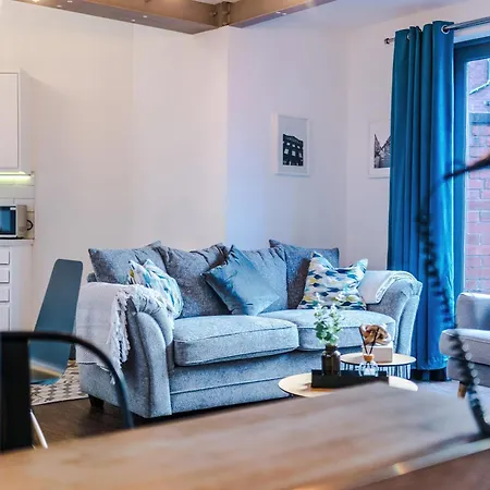 Centre 2 Bed - Grade Ii Listed 公寓