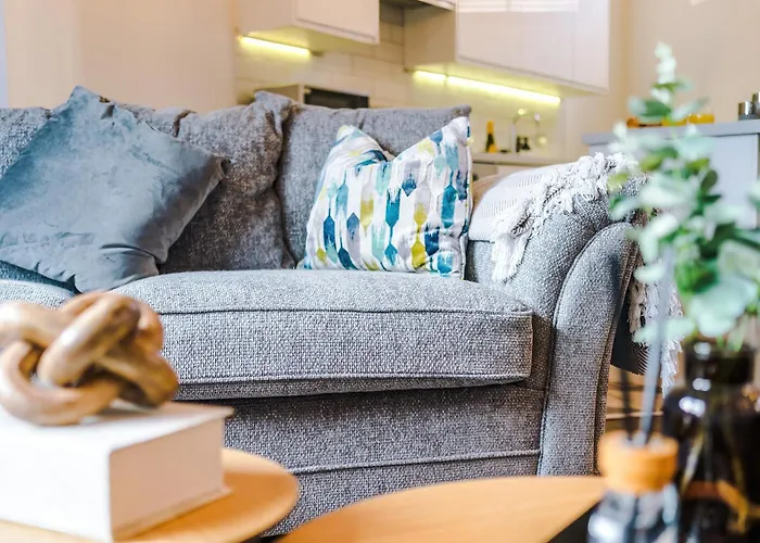 Centre 2 Bed - Grade Ii Listed * Лідс