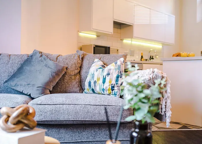 Centre 2 Bed - Grade Ii Listed Апартаменти