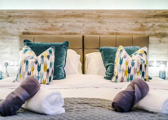 Centre 2 Bed - Grade Ii Listed *